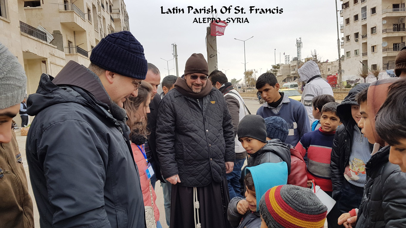 Franciscan in Syria, feeding the poor in Syria, feeding the poor, children in Syria,