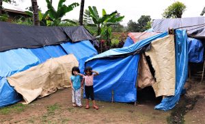 Temporary-shelters-for-earthquake-victims