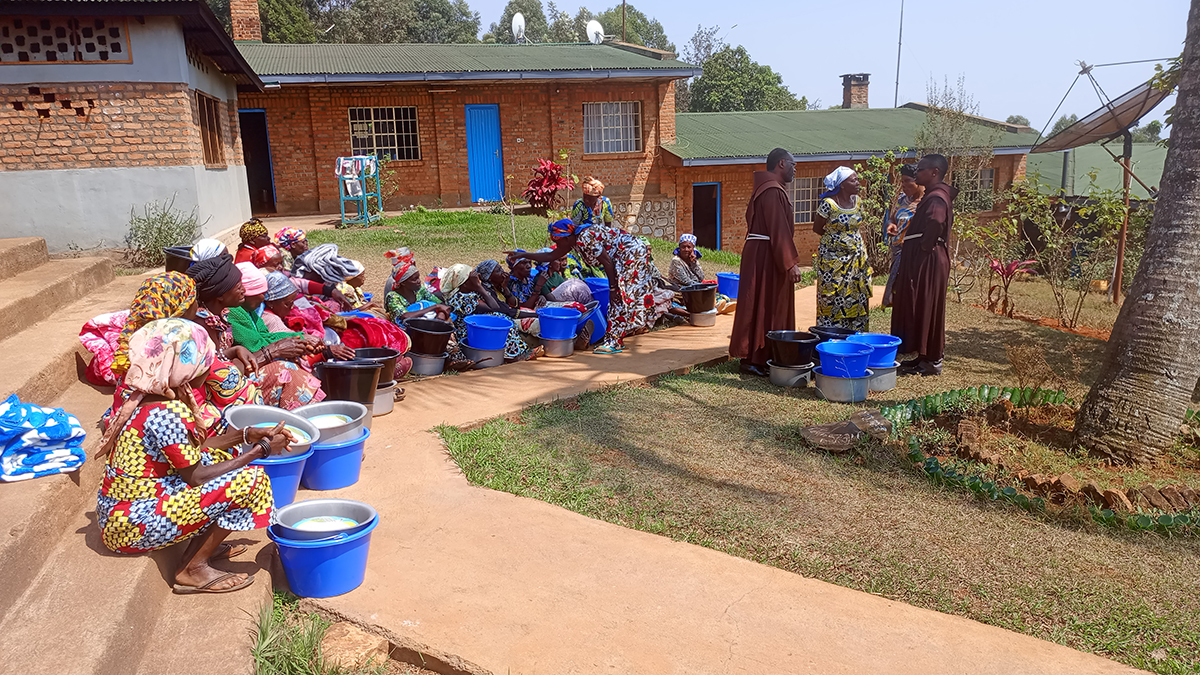 Friars working with Congo widows
