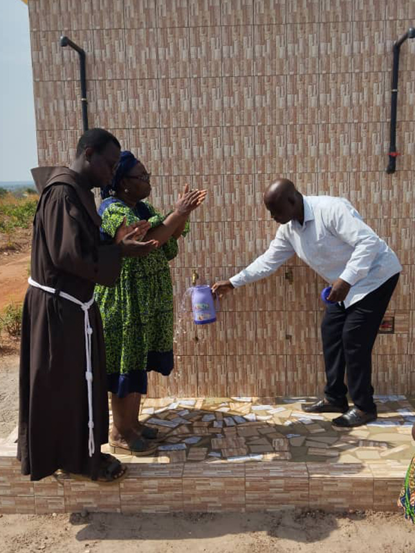fresh-water-at-the-new-well-1