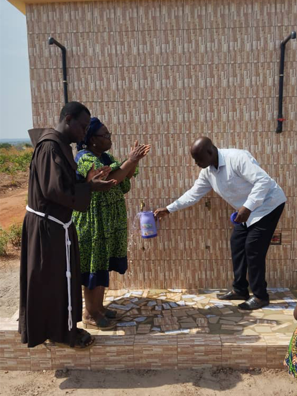 fresh-water-at-the-new-well-4